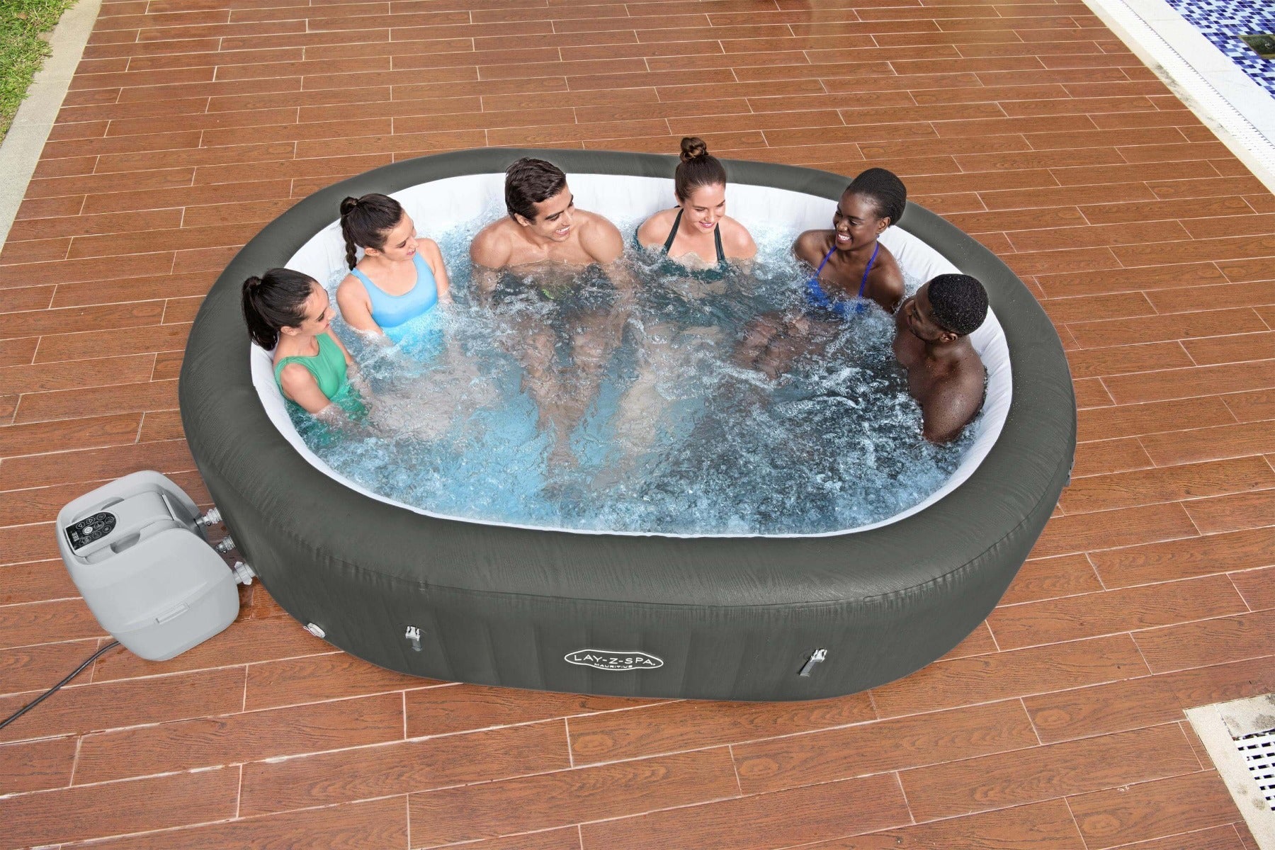 inflatable hot tub for 7 people